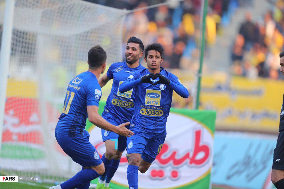 File:Sepahan FC vs Esteghlal FC, 30 November 2019 - 08.jpg - Wikipedia