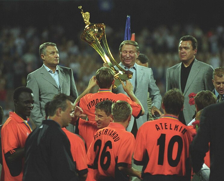 File:Shakhtar Donetsk Cup 2002.jpg