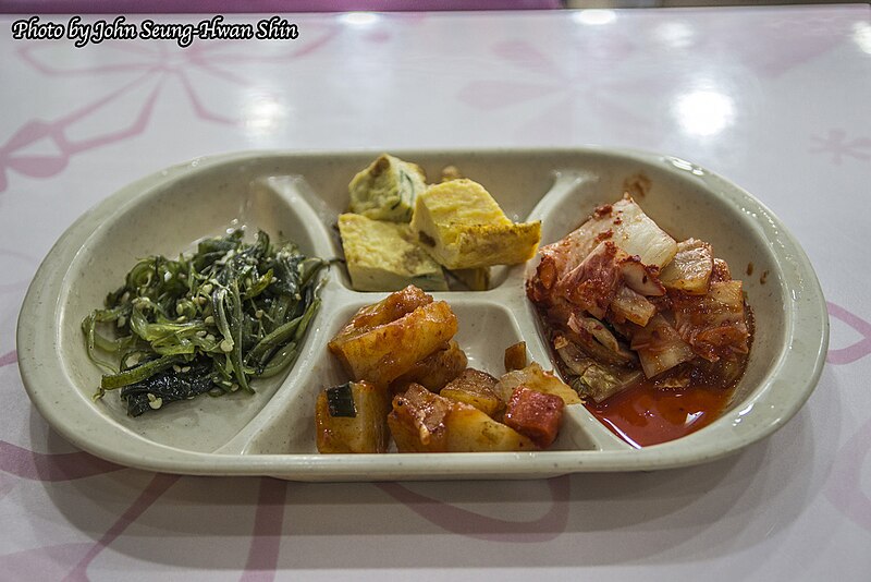 File:Side dishes at Korean Restaurant(Kimbapnara).jpg