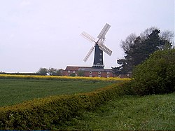 Skidby Working Windmill 1.jpg