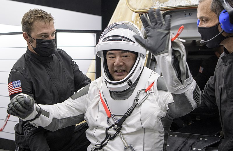 File:Soichi Noguchi after Crew-1 splashdown.jpg