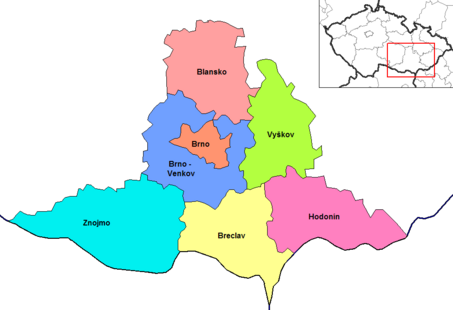 Zuid-Moravië districts.png