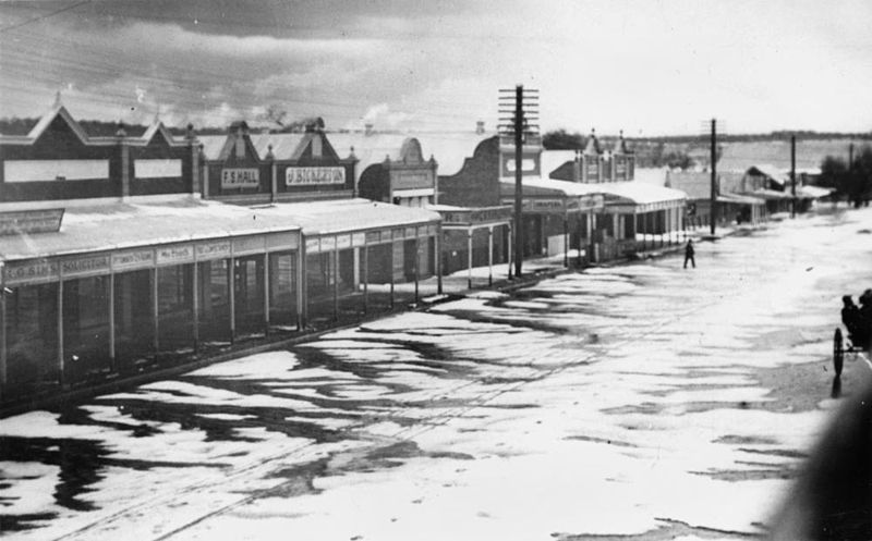 File:StateLibQld 1 130599 Aftermath of a hailstorm in Pittsworth, 1915.jpg