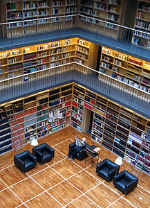 “Book cube” of the study center of the Duchess Anna-Amalia Library in Weimar (Germany, 2006)