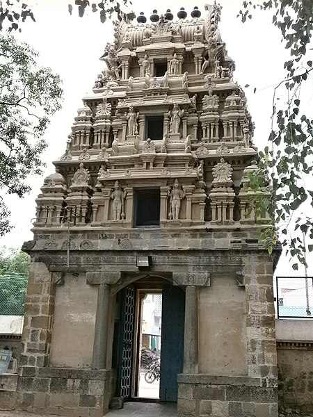 File:Surakeswarar-Temple-Gopuram-Kanchipuram-India-1.JPG