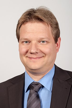 Sven Volmering: Ausbildung und Beruf, Politische Karriere, Bundestagsabgeordneter