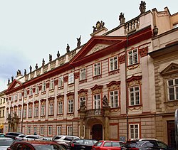 Swéerts-Šporkův palác v Praze, levá část