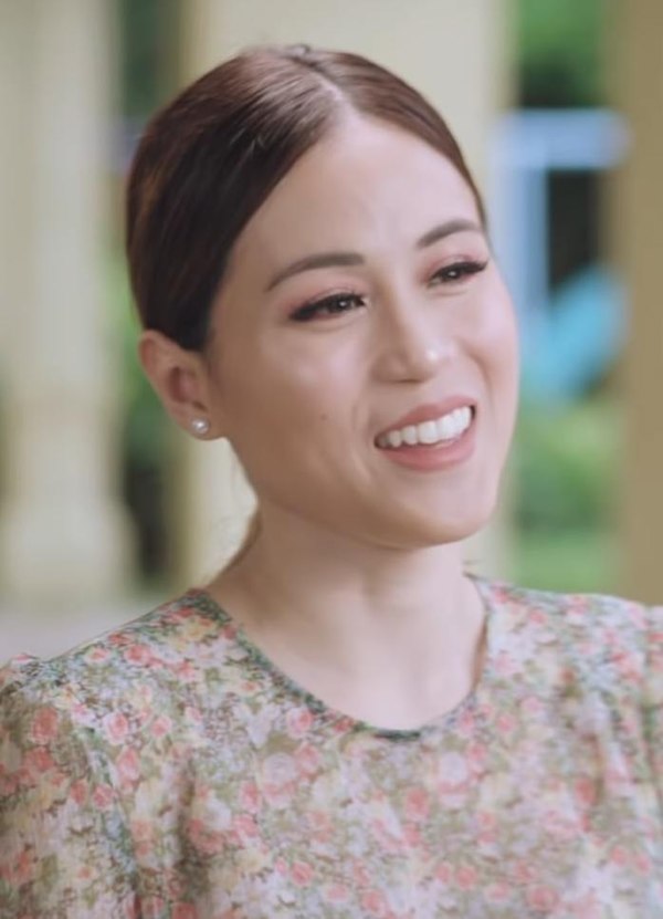 Toni Gonzaga portrays Genina "Ginny" Gonzales