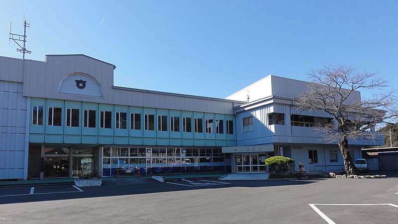 File:Takayama village office in Gunma.JPG