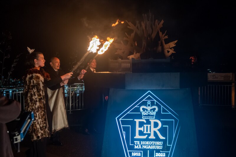 File:The Queen's Platinum Jubilee Beacon Event, Wellington.jpg