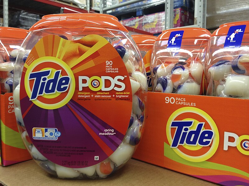 File:Tide Pods Laundry Detergent Capsules (8422844630).jpg