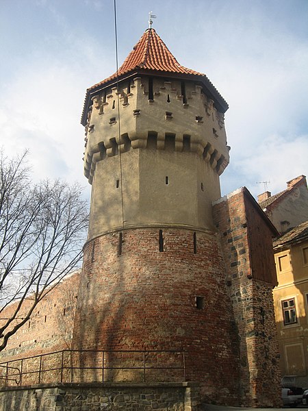 File:Turnul Dulgherilor din Sibiu4.jpg