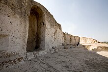 The plaza in Tushpa where the offerings were made Tushpa12.jpg