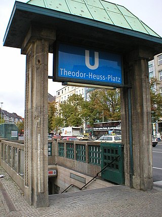 <span class="mw-page-title-main">Theodor-Heuss-Platz (Berlin U-Bahn)</span> Berlin U-Bahn station