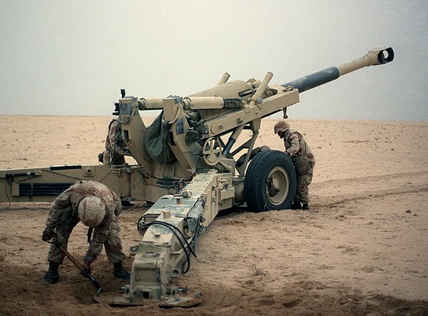 M198 howitzer