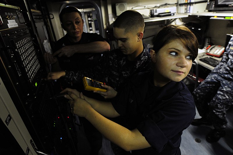 File:US Navy 110105-N-MD252-200 Sailors assigned to the intel department aboard the Nimitz-class aircraft carrier USS Carl Vinson (CVN 70), troubleshoot.jpg