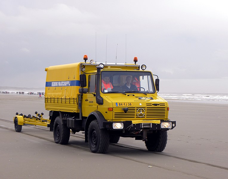 File:Unimog U 1300 L (1).jpg