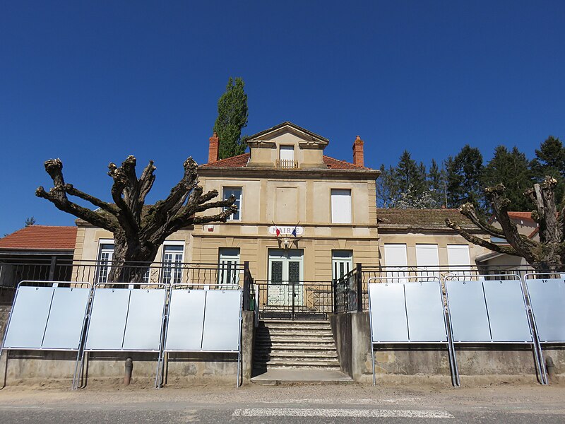 File:Valeille - Mairie.jpg