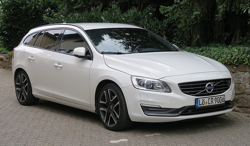 File:Volvo V60 aus Loerrach.jpg