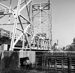 Weiße Stadtbrücke über den Intracoastal Waterway, 1981