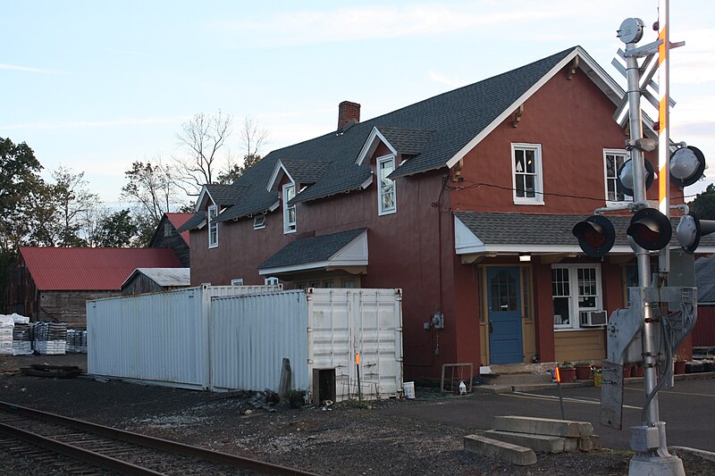 File:Wycombe Village HD Coal and Lumber Yard 02.JPG