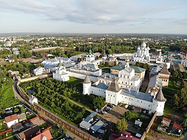 Владычный двор Ростовского Кремля