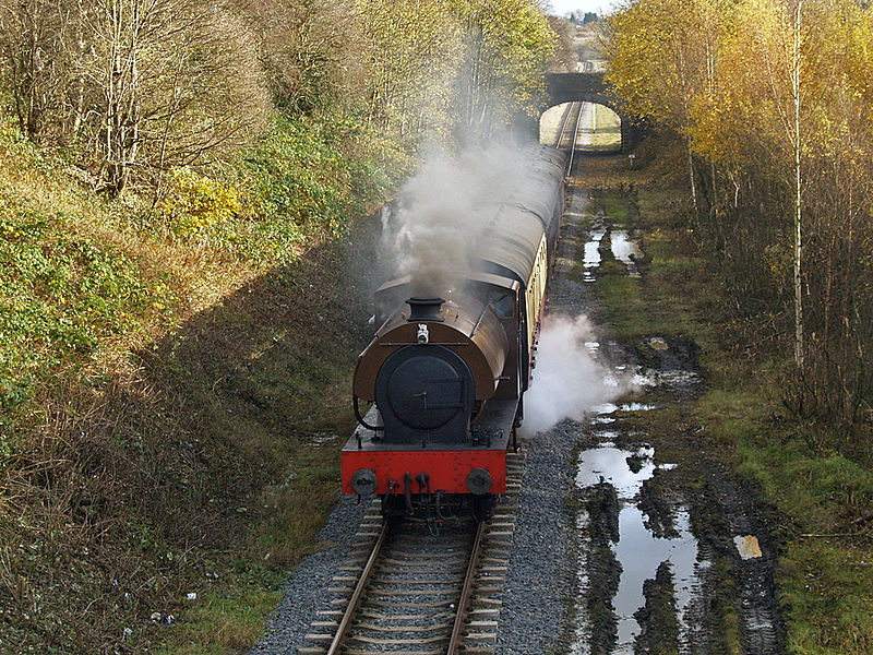 File:0-6-0ST Austerity class locomotive works number 2183 East Lancashire Railway (1).jpg