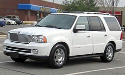 Facelifted 2nd-gen Navigator