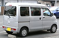 The well-equipped Hijet Cargo Cruise (S331V)