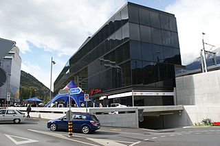 <span class="mw-page-title-main">Visp railway station</span> Junction station at Visp in the canton of Valais, Switzerland