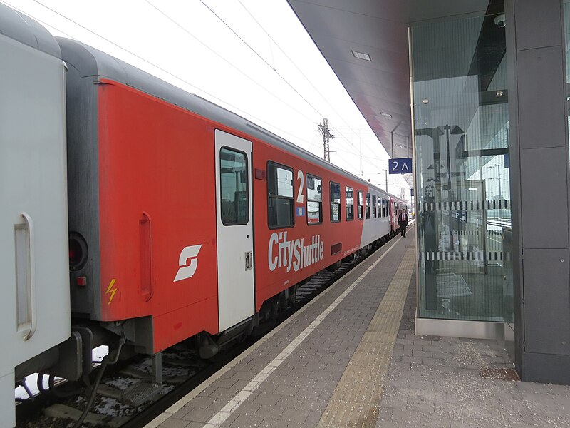 File:2018-02-22 (155) ÖBB 21-73 at Bahnhof Herzogenburg, Austria.jpg