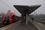 2018-12-13 Warszawa Zachodnia peron 8 - SKM.jpg