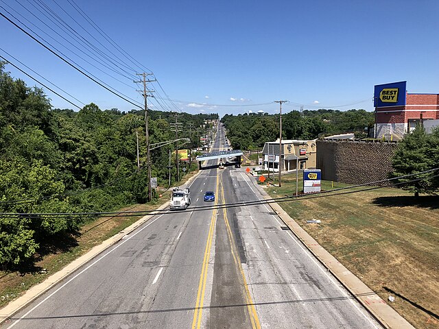 MD 140 northbound viewed from MD 940 in Owings Mills