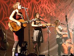 Abalone Dots in concert in Luleå 2007.jpg