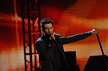 Adam Levine singing "This Love" at the 2009 Neighborhood Inauguration Ball Adam Levine from Maroon 5.JPG