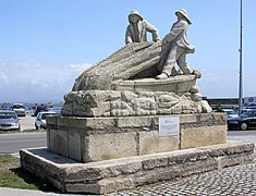 Estatua no porto