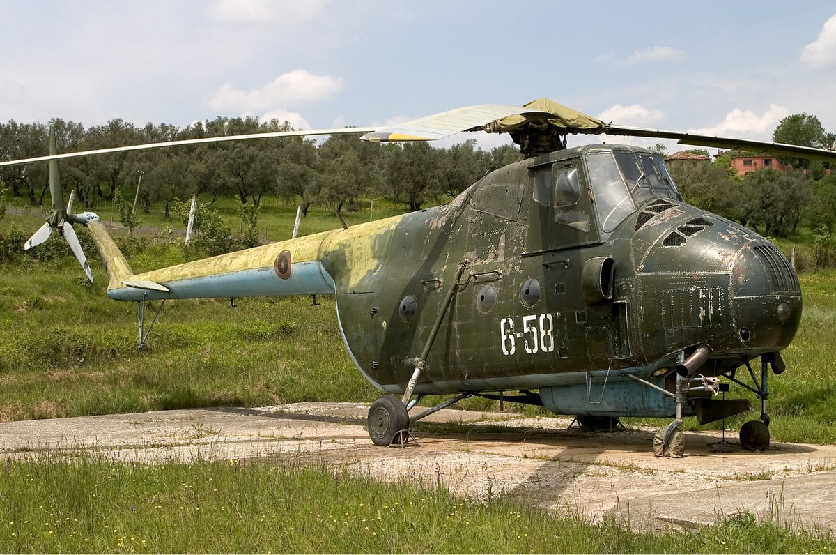 File:Albanian Air Force Harbin Z-5 Lofting-1.jpg - Wikipedia