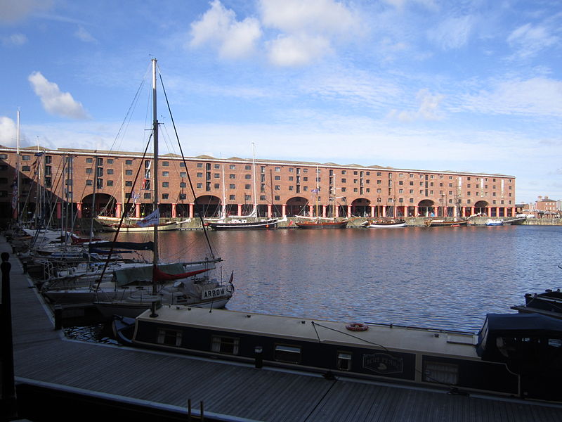 File:Albert Dock, Liverpool - 2012-08-31 (39).JPG