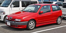 Alfa Romeo 145 001