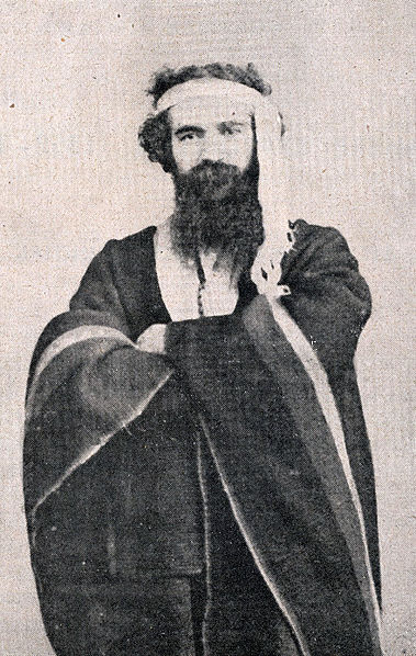 File:Antoine de Tounens vestido de Mapuche.jpg