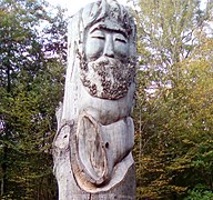 Le géant de Corbie, sculpture de Marlaine Morin.