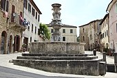 Piazza del Grano, mit dem Brunnen Fontana del Grano