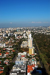 Avenija Anakaona u Santo Domingu. Mirador del Sur park