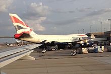 Un Boeing 747-400 de British Airways con destino a Londres-Heathrow desde la Terminal 4 del Sky Harbor.