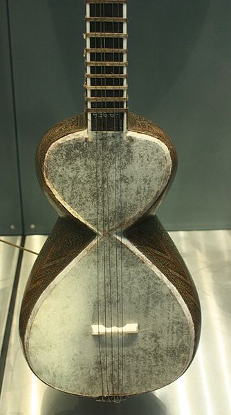 File:BLW Lute.jpg