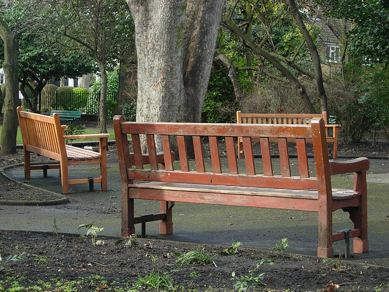 File:Barnsbury Square (geograph 1686928).jpg