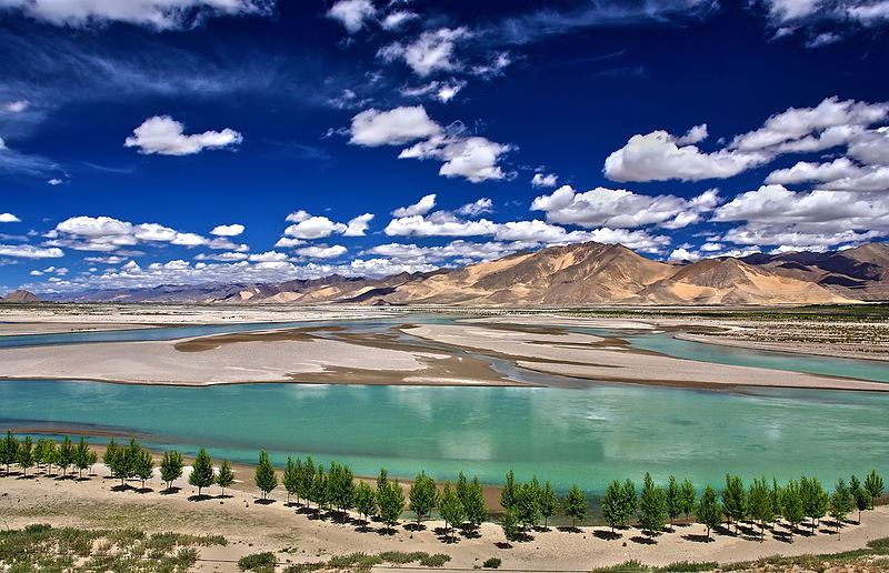 File:Brahmaputra River, Shigatse.jpg