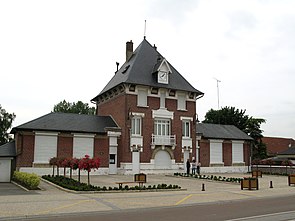 Brissay-Choigny mairie 1.jpg