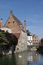 View of Goudenhand canal Brugge Goudenhandrei R01.jpg