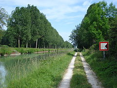 el Canal latéral de la Marne en Condé-sur-Marne.